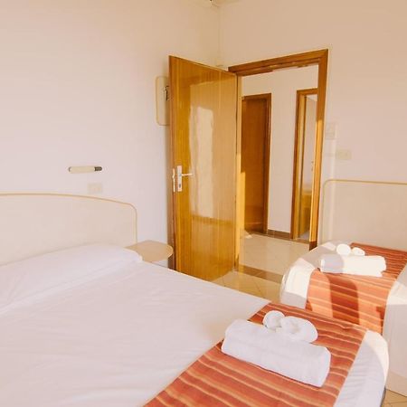 Hotel Beverly 리미니 외부 사진