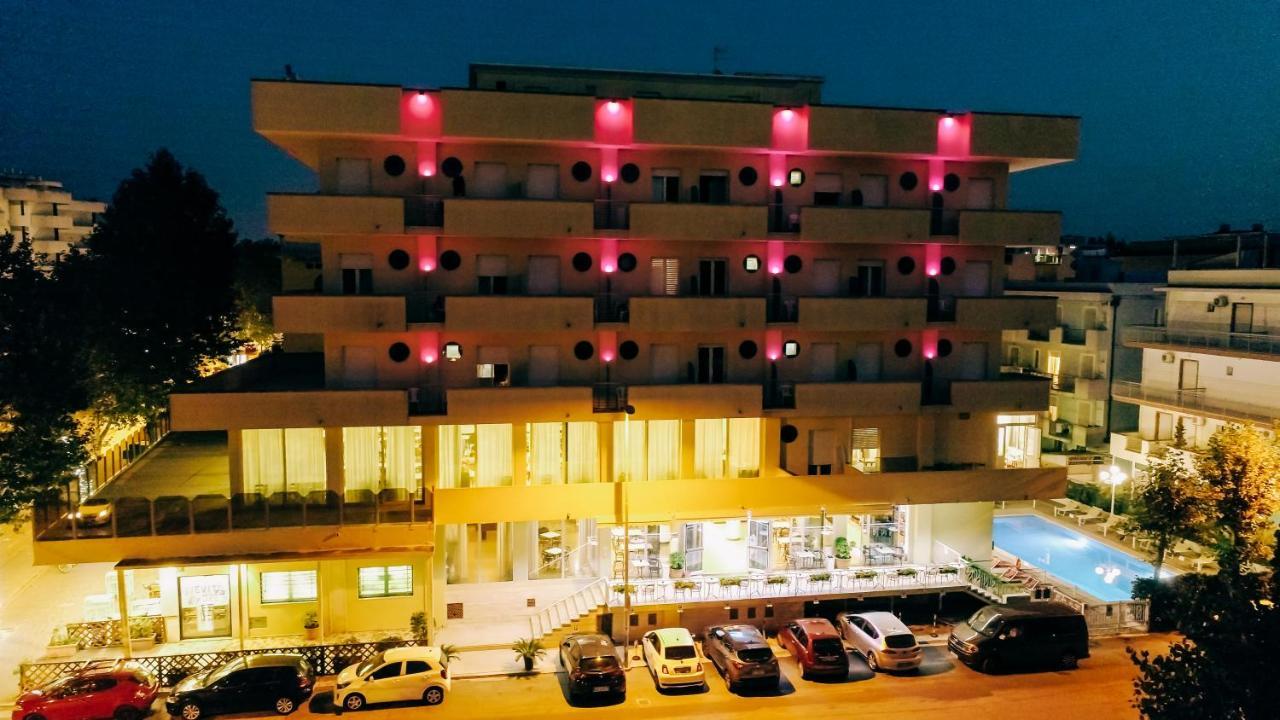Hotel Beverly 리미니 외부 사진