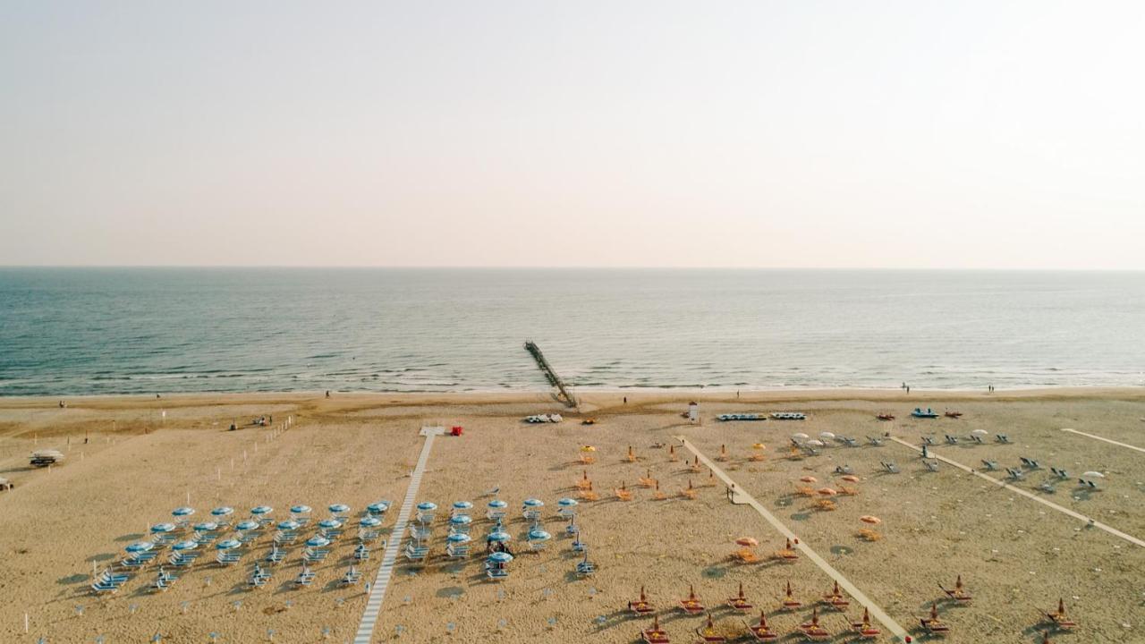 Hotel Beverly 리미니 외부 사진