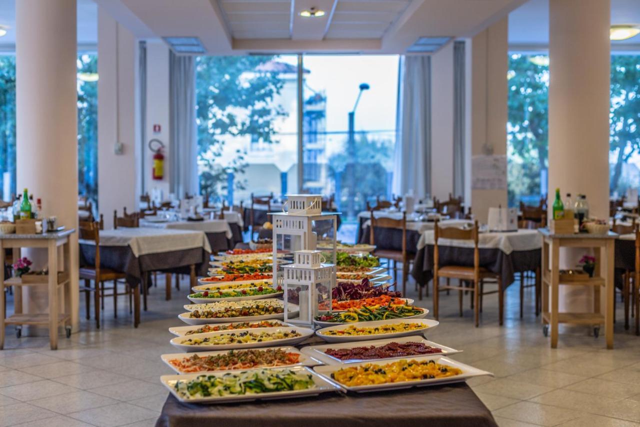 Hotel Beverly 리미니 외부 사진