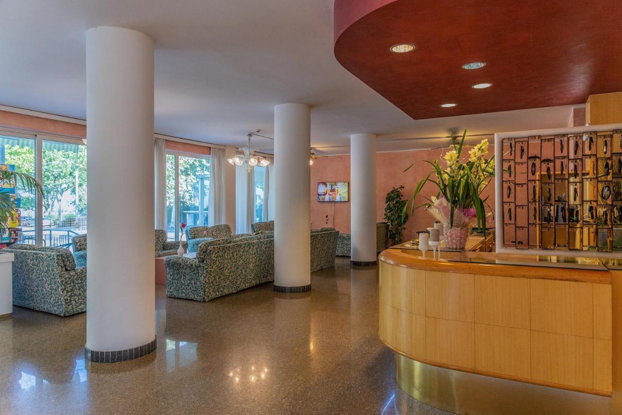 Hotel Beverly 리미니 외부 사진